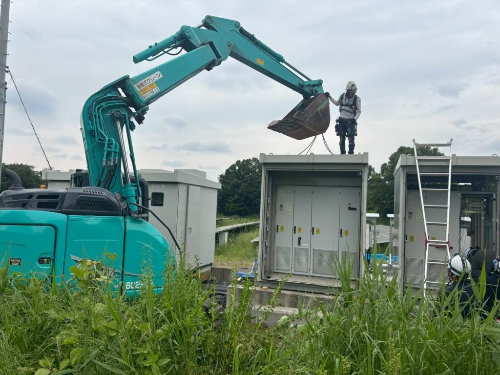 株式会社カンエイが行った、前橋市荻窪・粕川のキュービクル工事の様子